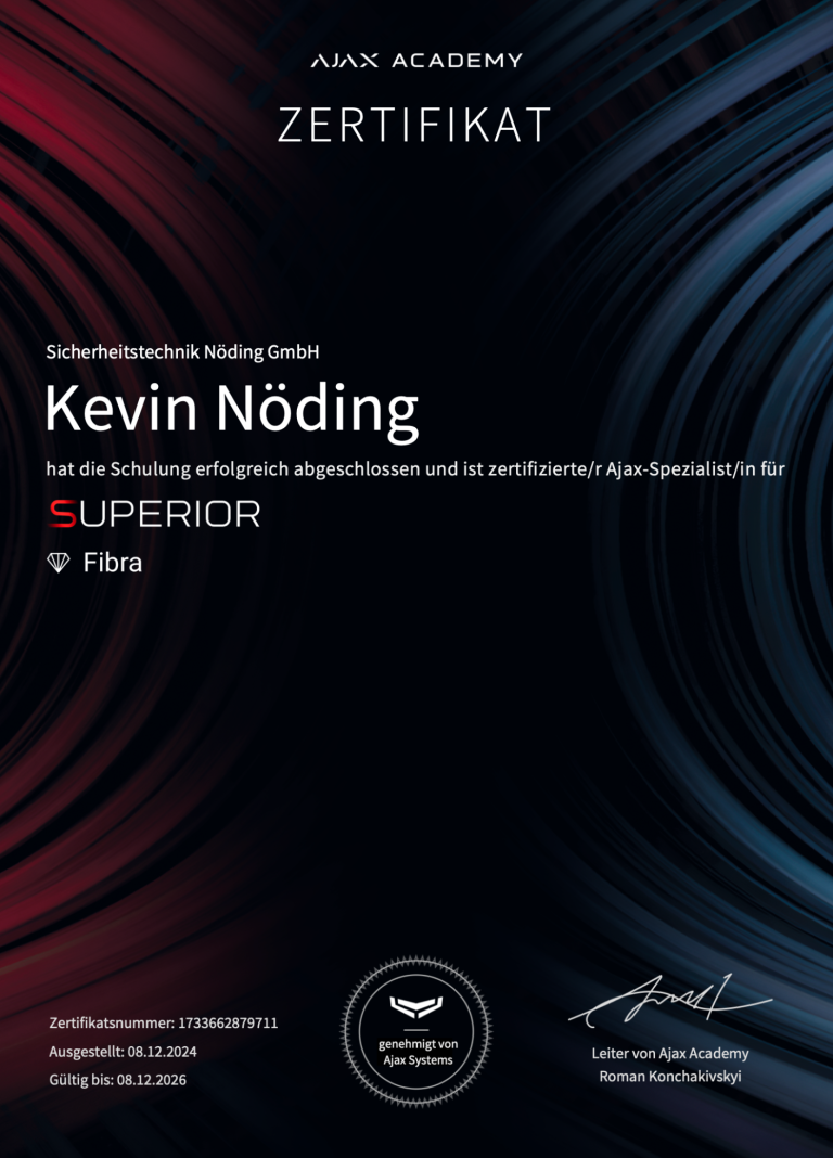 Zertifikat für Kevin Nöding über herausragende Leistungen im Bereich Bildung.